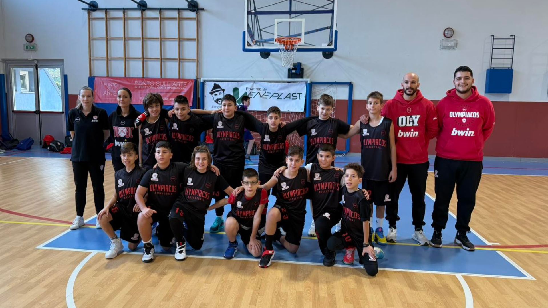 Πολύτιμες εμπειρίες για την ερυθρόλευκη Ακαδημία στο Βαρέζε