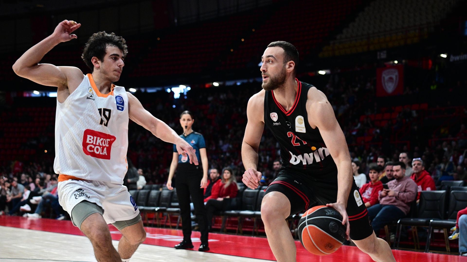 Άνετη νίκη επί του Προμηθέα