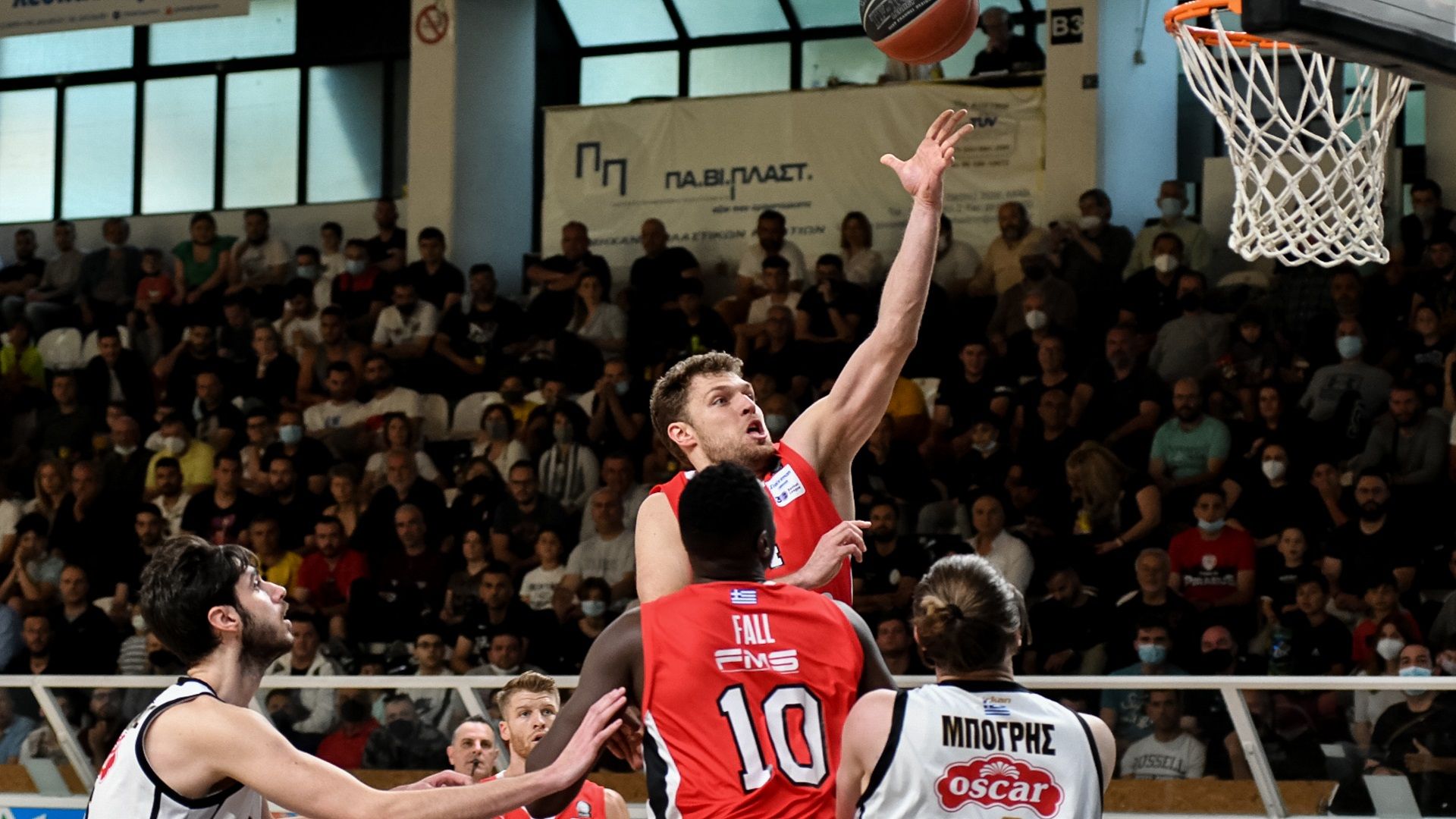 Home court advantage secured in Patras!