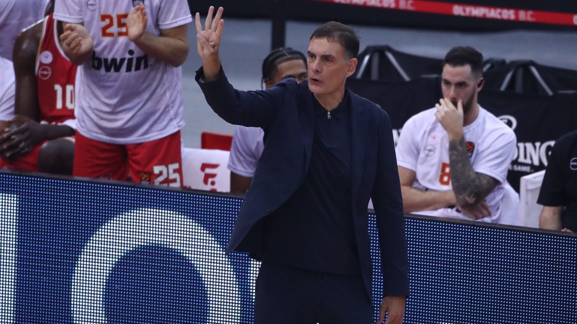 Μπαρτζώκας: «Σημαίνει πολλά η συνέπειά μας επιθετικά και αμυντικά» (vid)