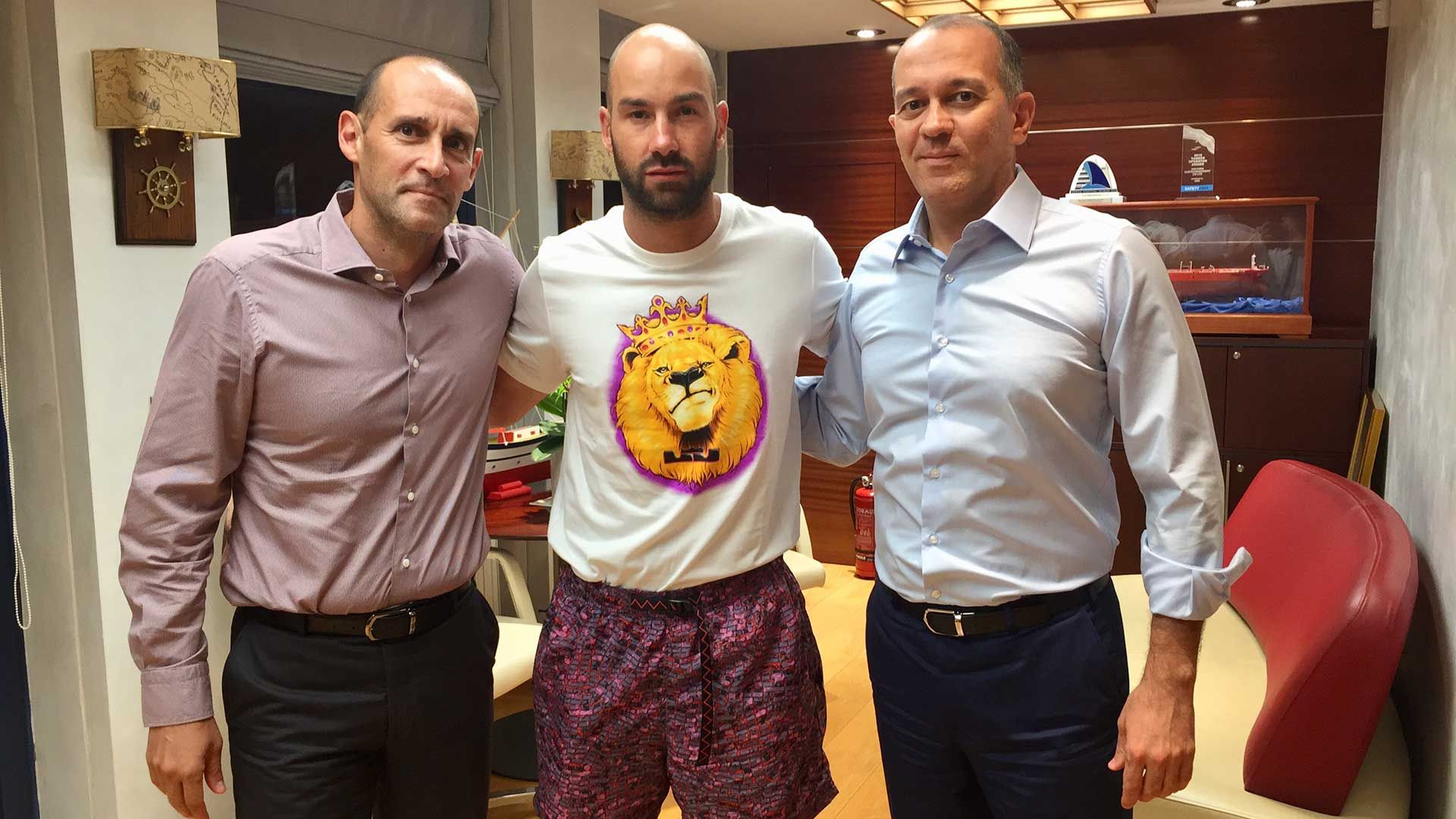 Forever Red, Forever Legend