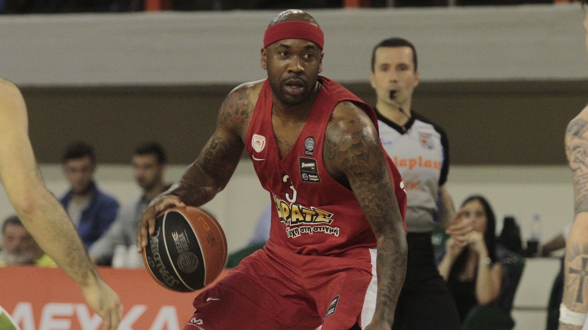 A road victory and Tsoumanis premiering!