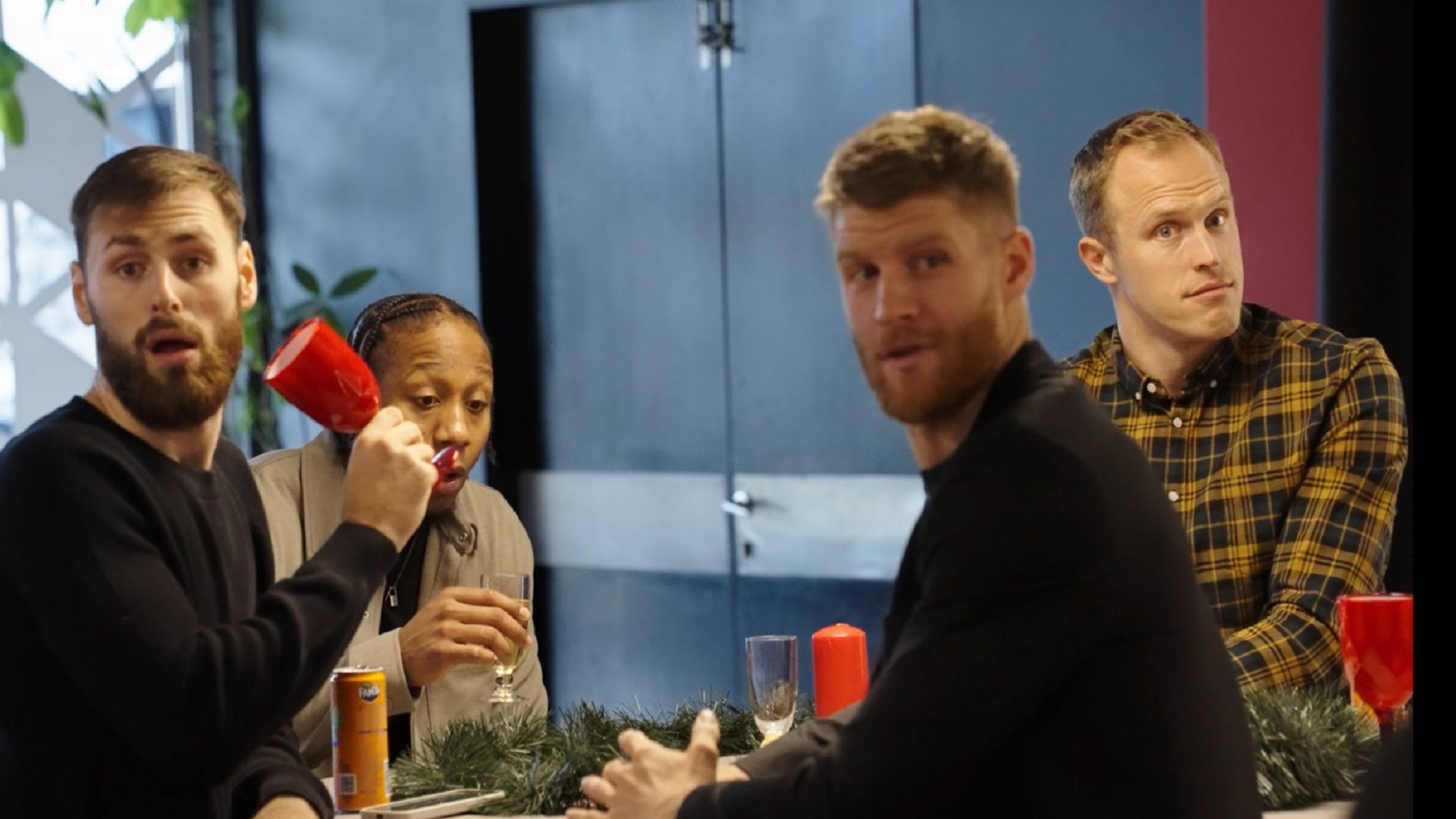 The "red & white" wishes (vid)