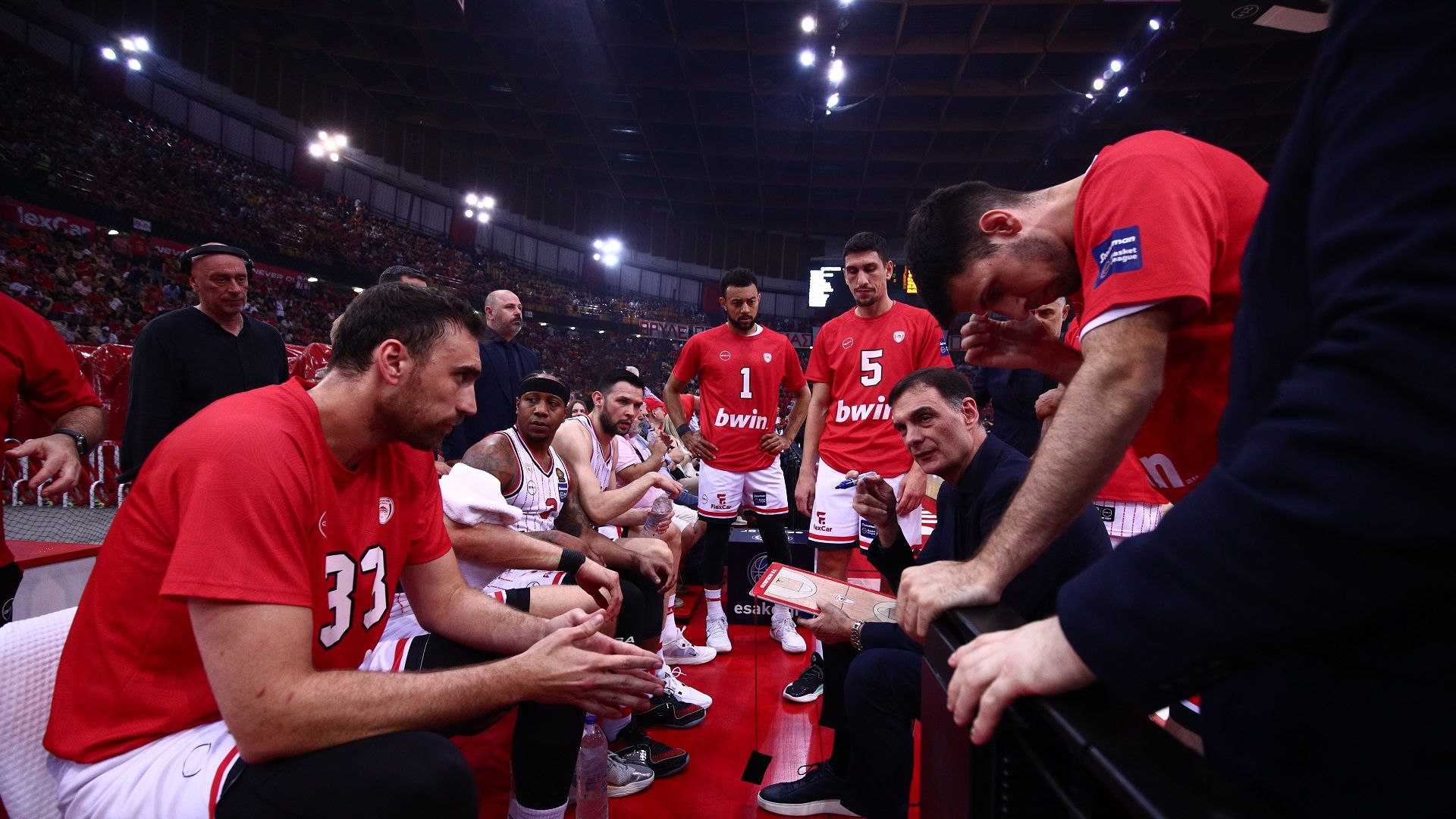 Μπαρτζώκας: «Με την ίδια σεμνότητα και ταπεινότητα στο τρίτο παιχνίδι» (vid)