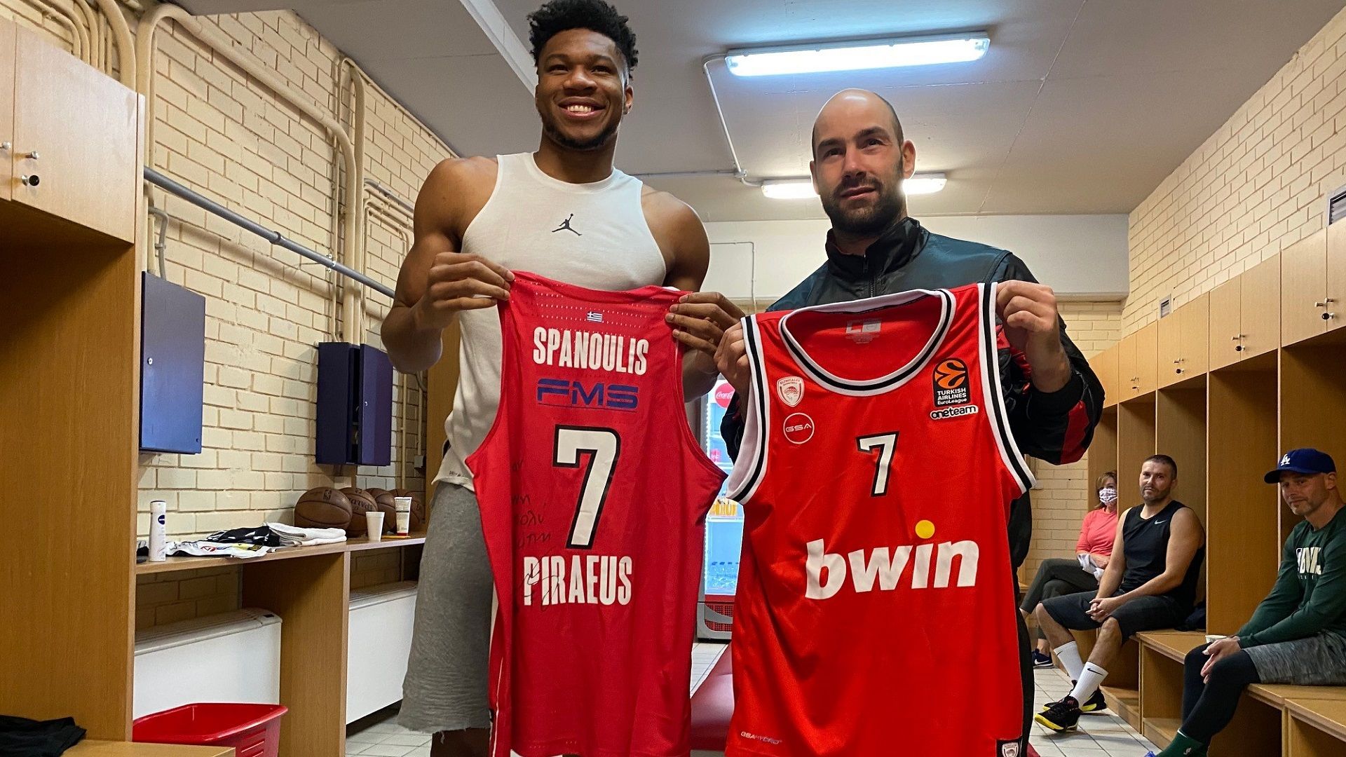 «Ο Κόμπι της Ευρώπης» (pics+vid)