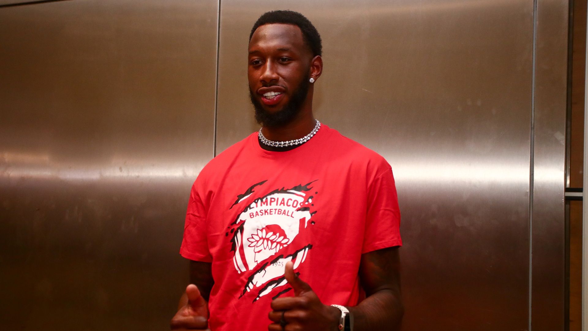 Χολ: «Οι νίκες είναι προτεραιότητα, αλλά η μαχητικότητα αδιαπραγμάτευτη» (vid)