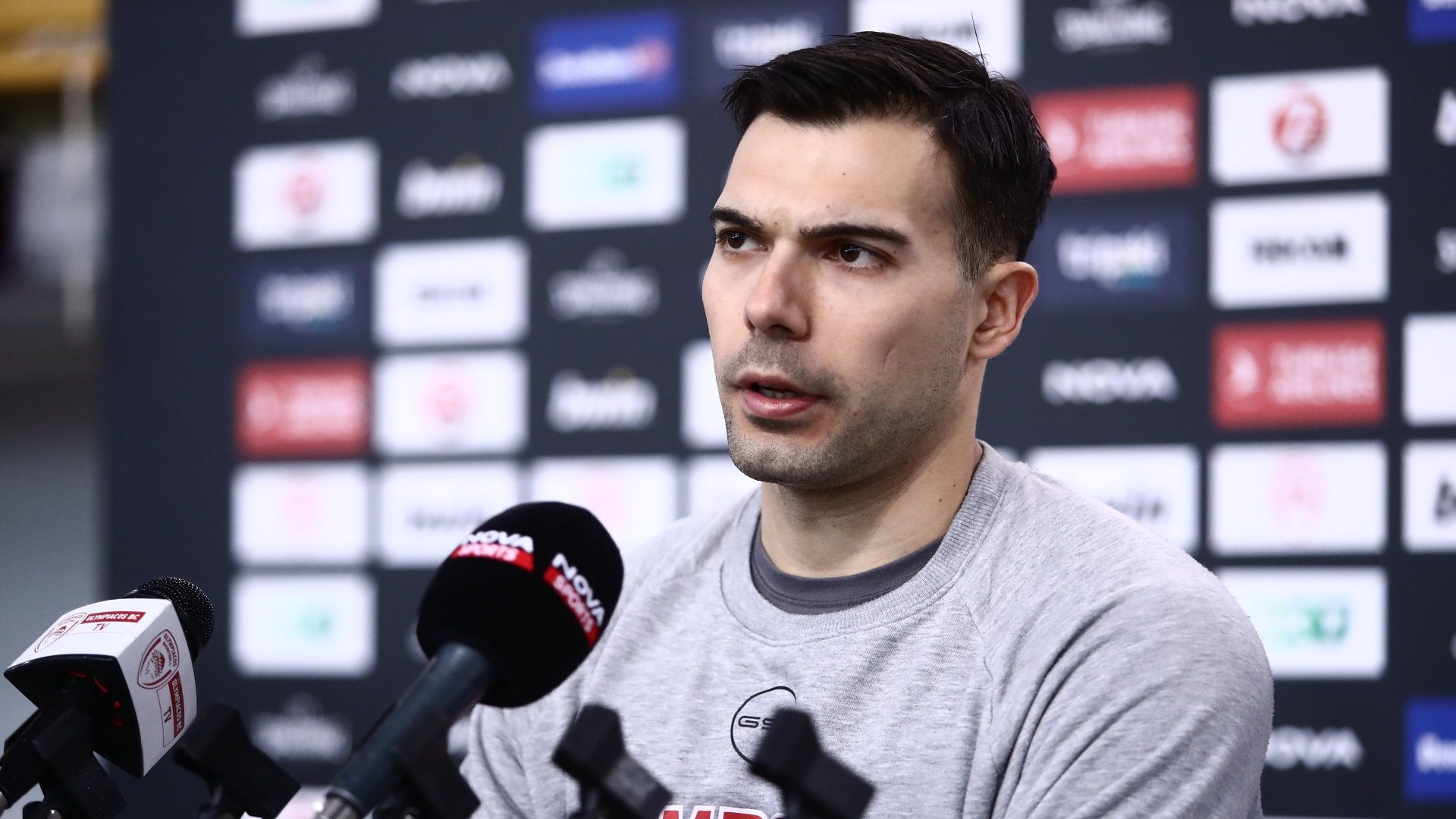 Σλούκας: «Με τη βοήθεια του κόσμου μας να πάρουμε τη νίκη» (vid)