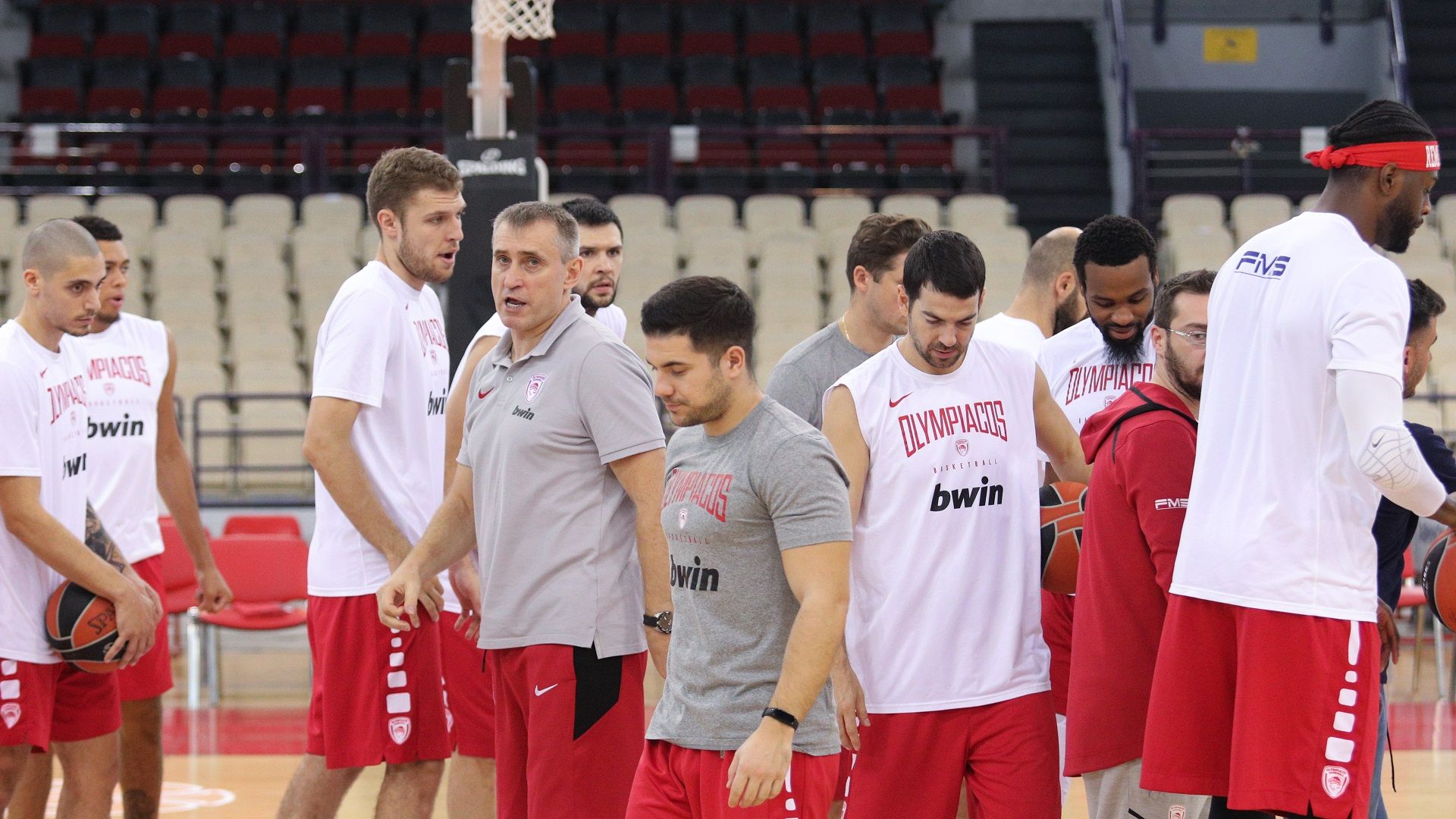 Κεμζούρα: «Συγκέντρωση και ριμπάουντ τα κλειδιά» (vid)