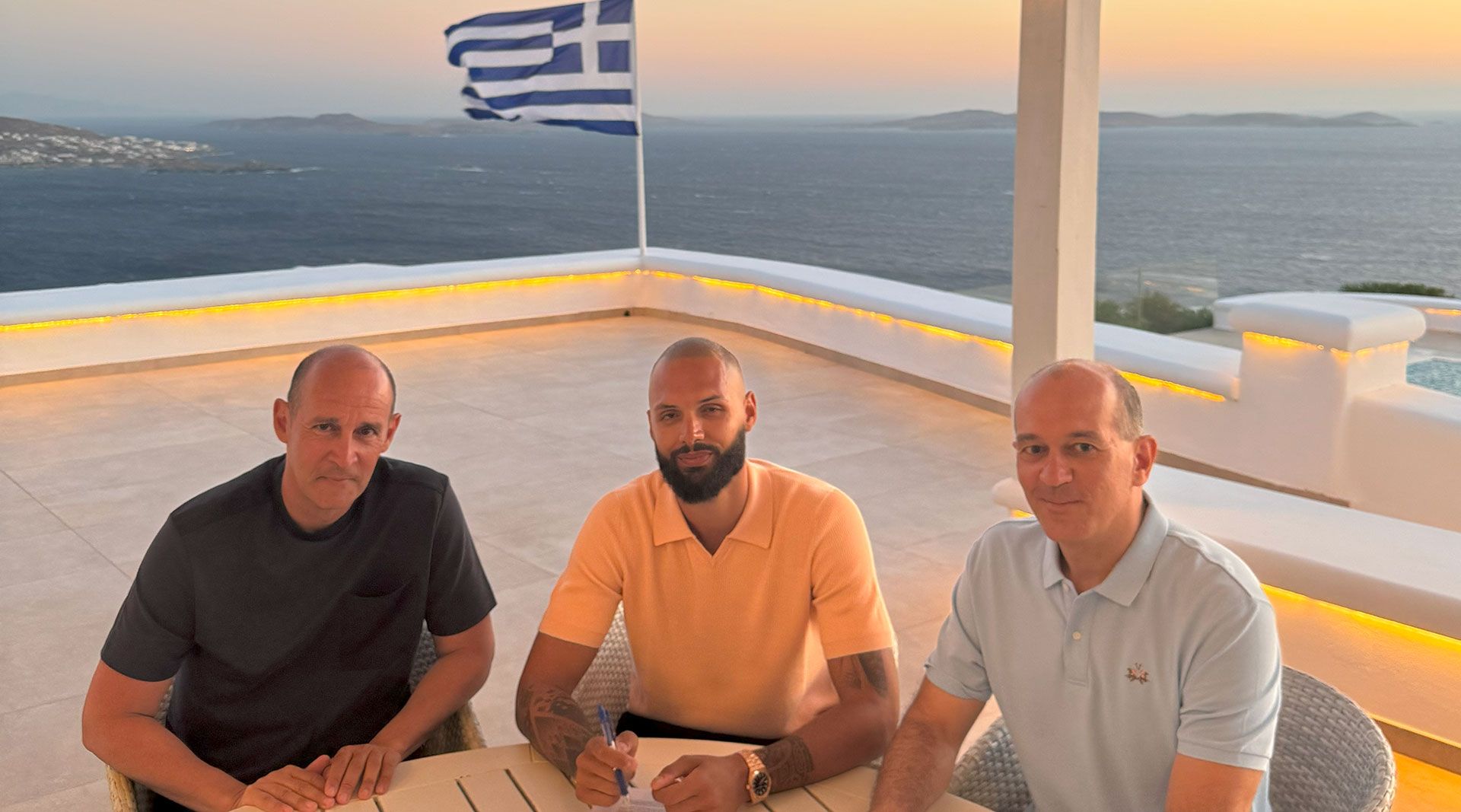 Για πάντα στο λιμάνι!