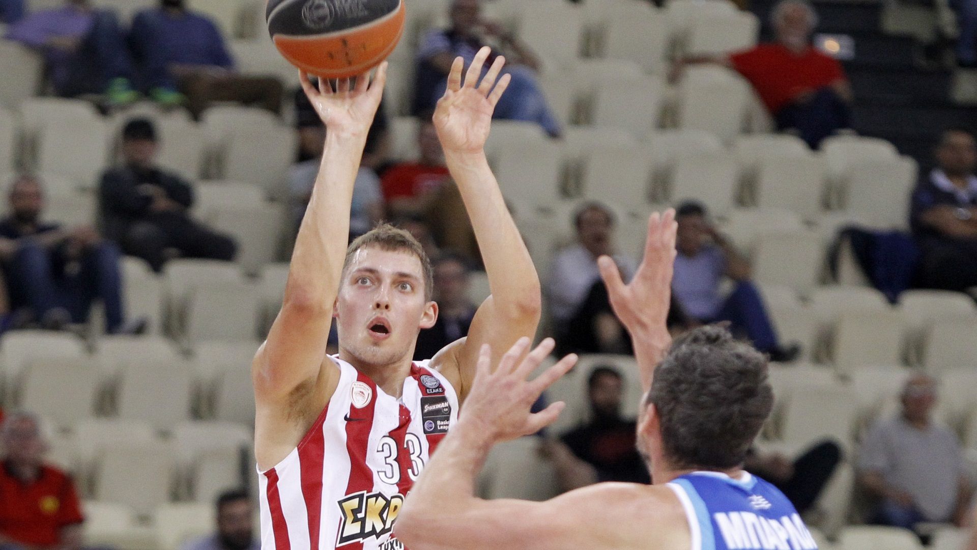 Olympiacos leads the series against Kymi 1-0