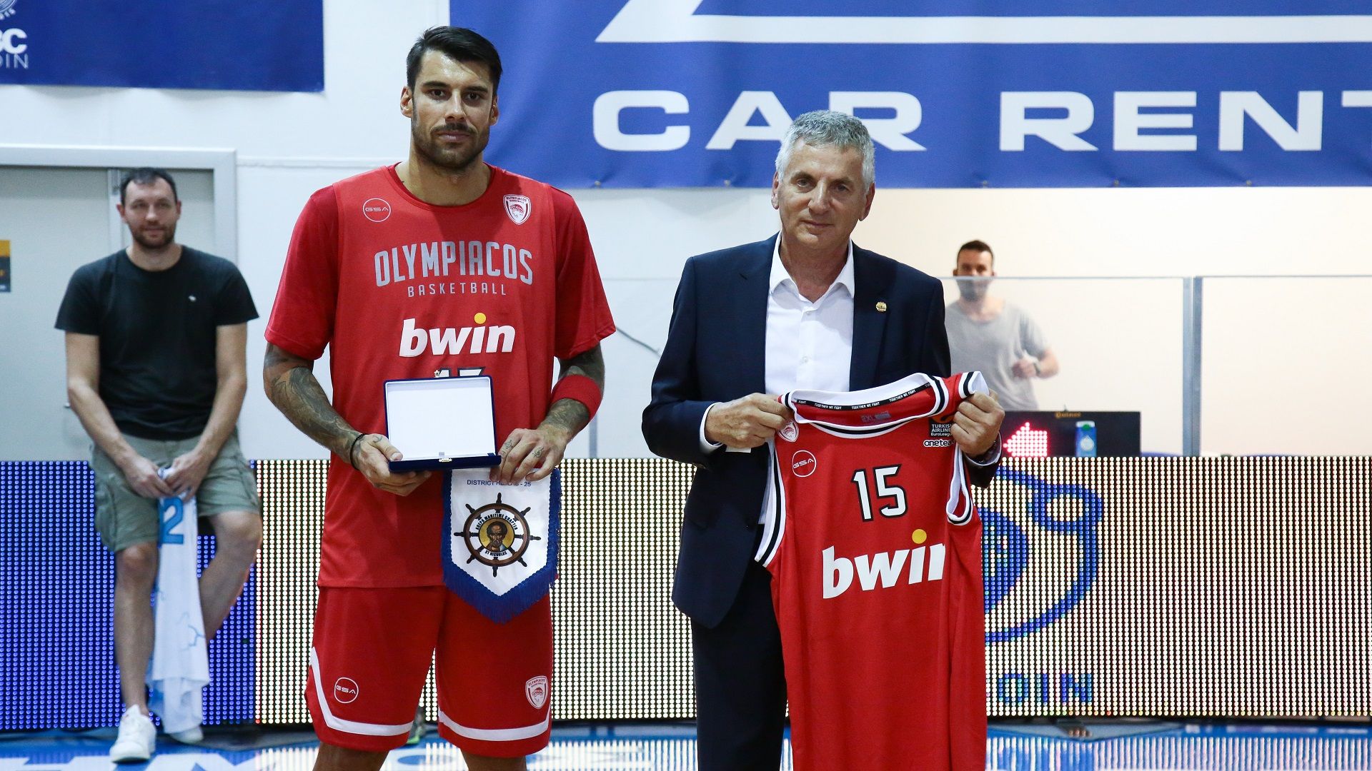 Η προσφορά της ΚΑΕ Ολυμπιακός