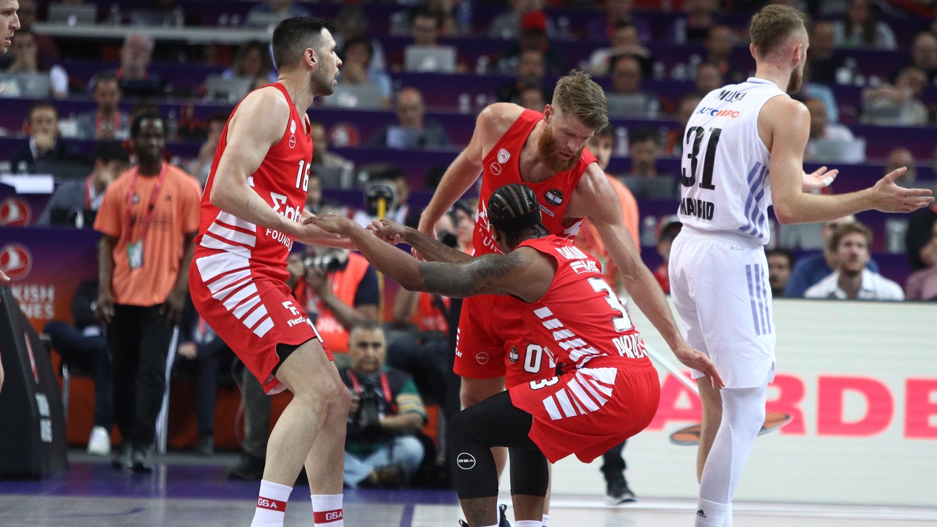 Almost ‘touched’ the trophy, but was not able to make it theirs