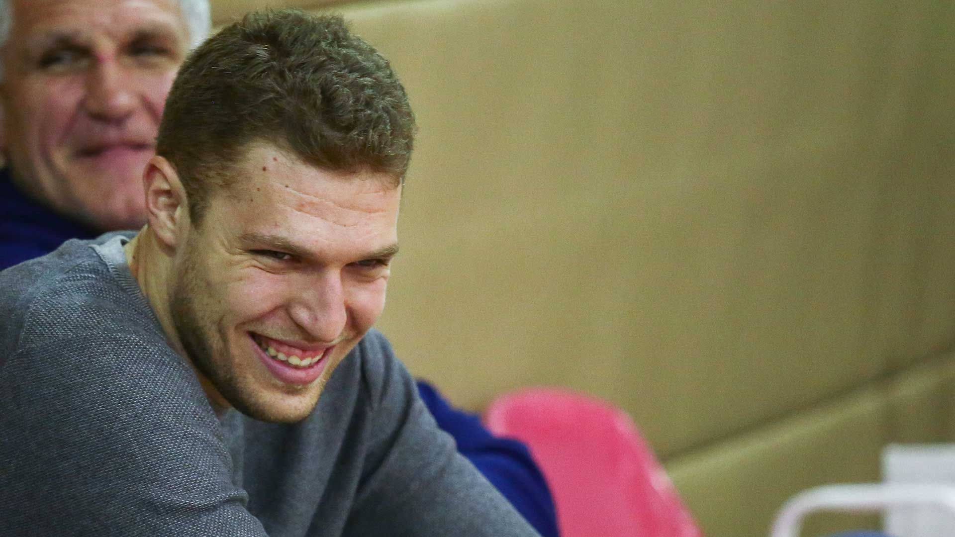 Πως ήταν η ζωή του Σάσα Βεζένκοφ στα 10;