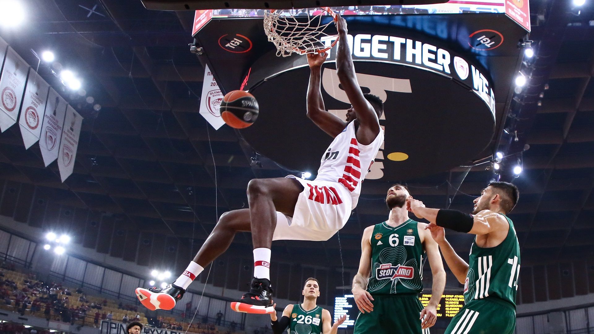 Έγινε το πρώτο βήμα!