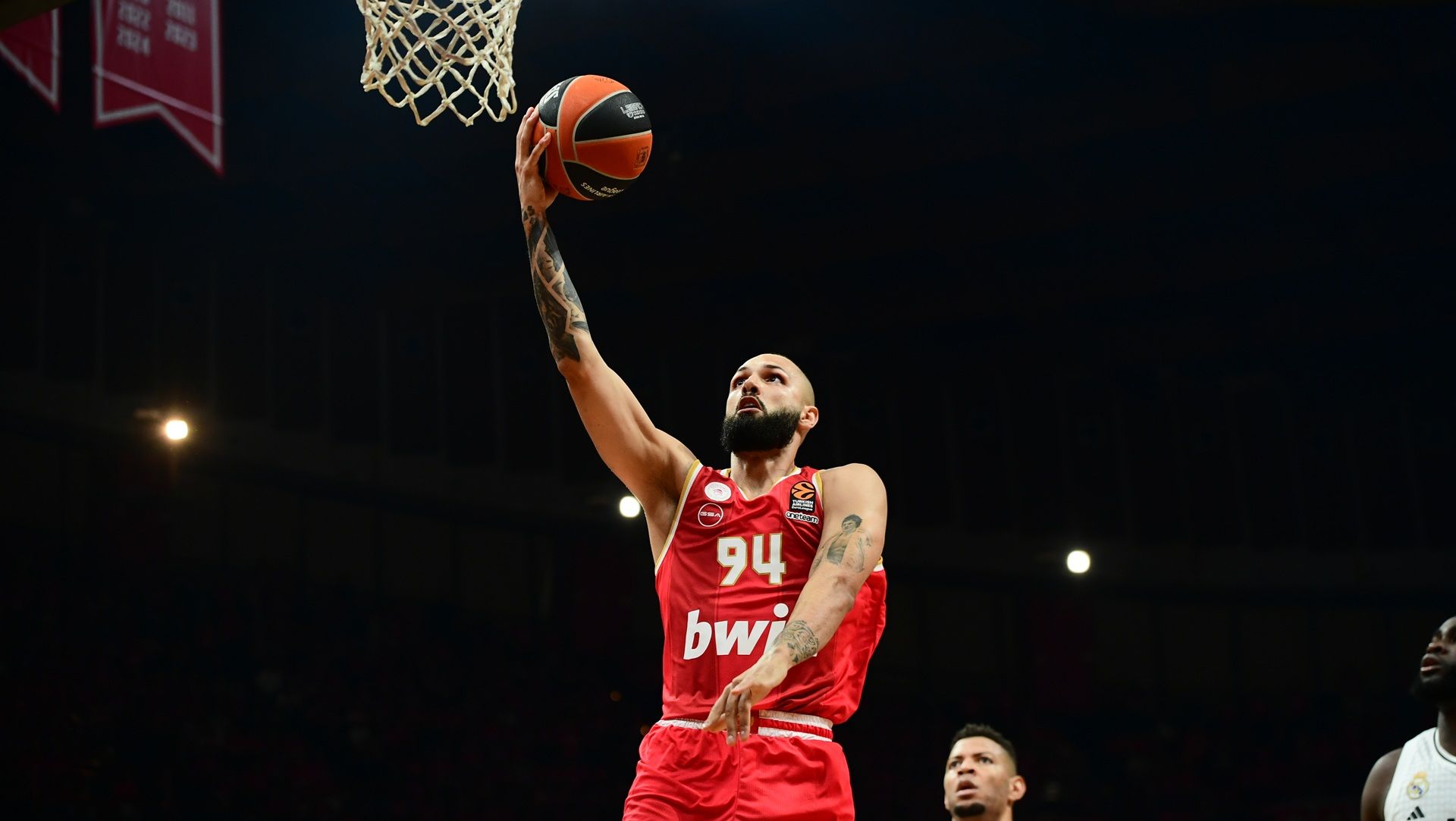 Ο Θρύλος έκανε το 1-0 στο «καυτό» ΣΕΦ