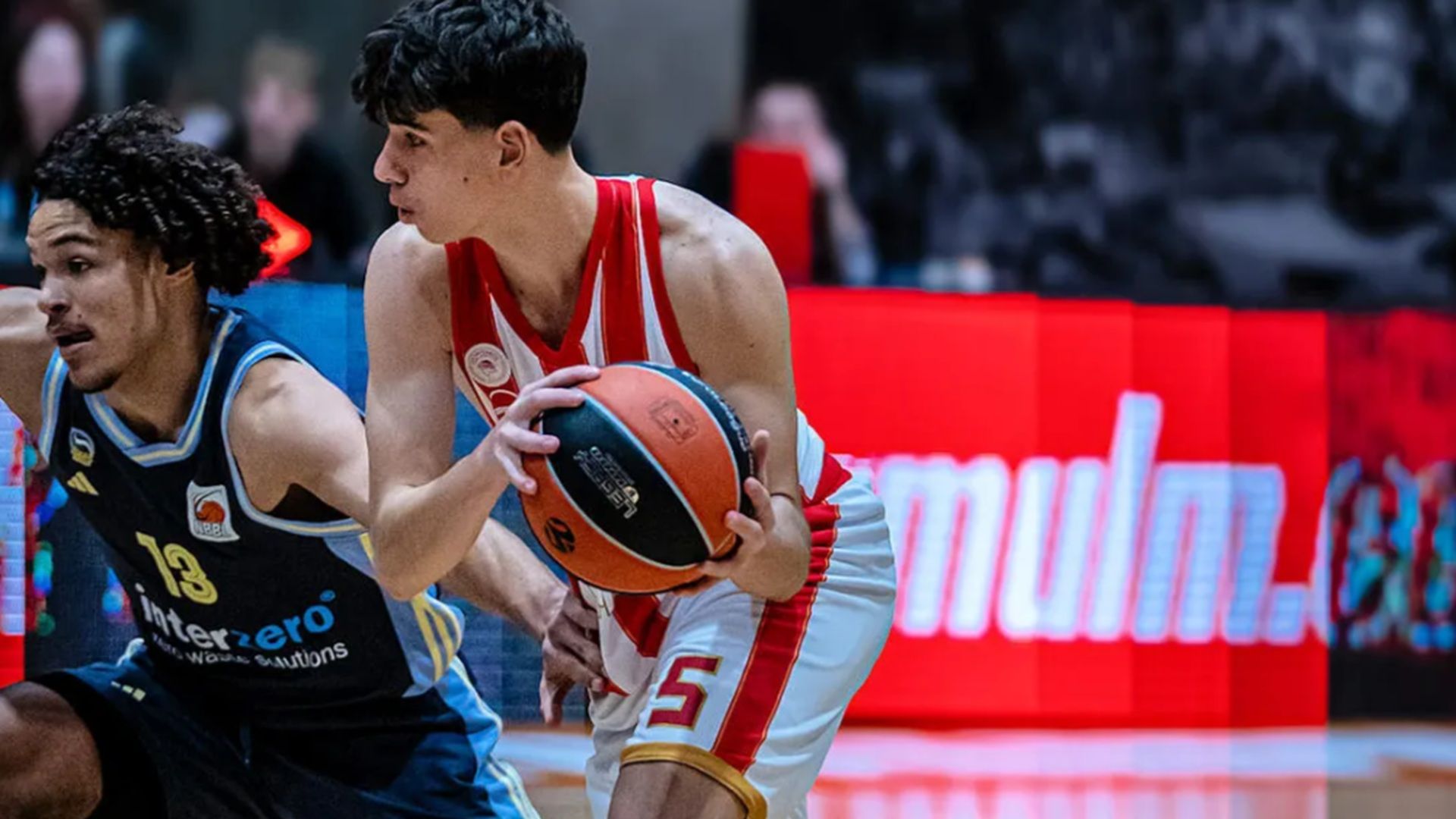 ANGT: Alba Berlin - Ολυμπιακός 52-77