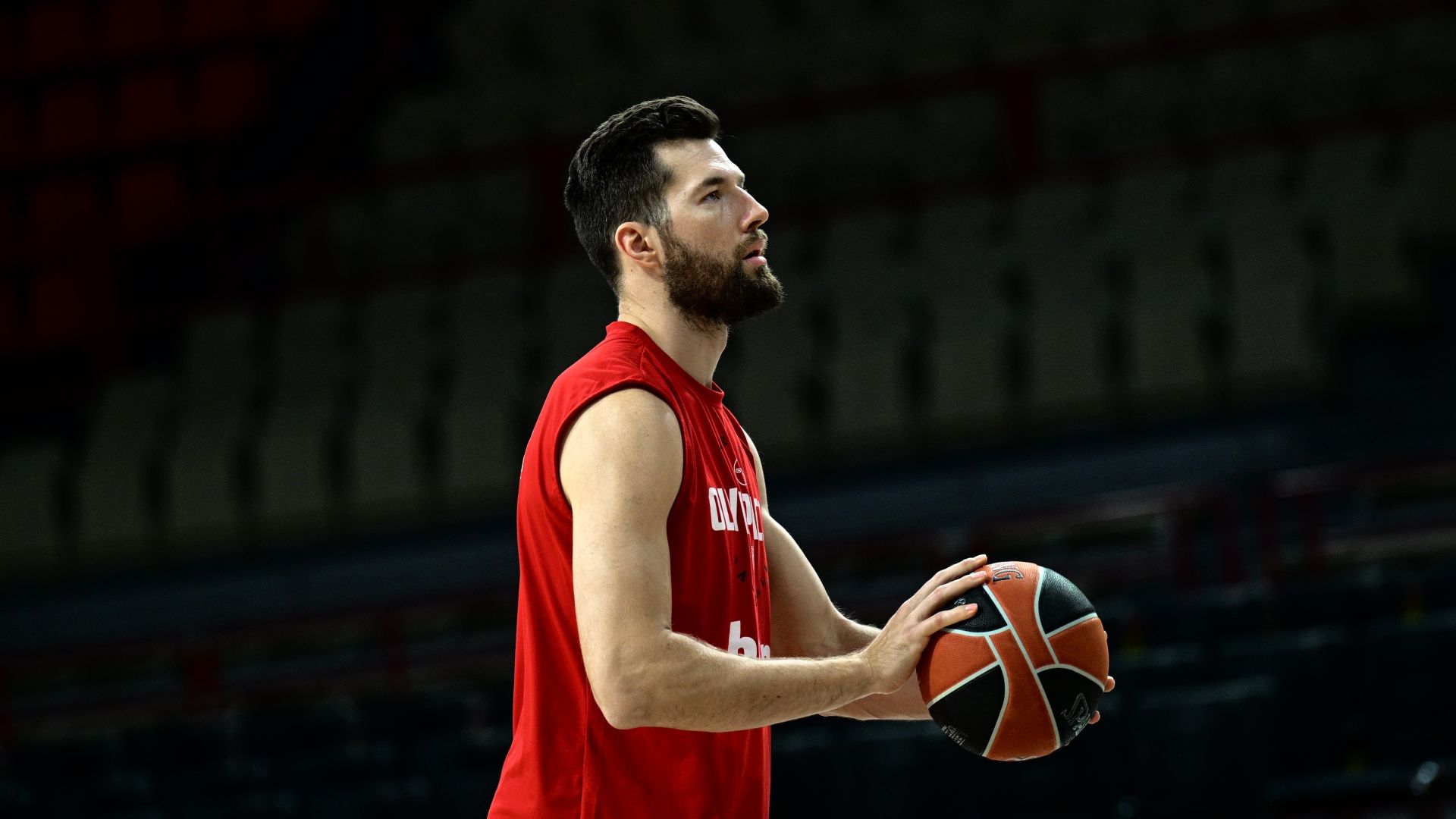 Πίτερς για Μπαρτσελόνα: «Δεν έχει να κάνει τόσο με την τακτική, αλλά με το να είμαστε physical»