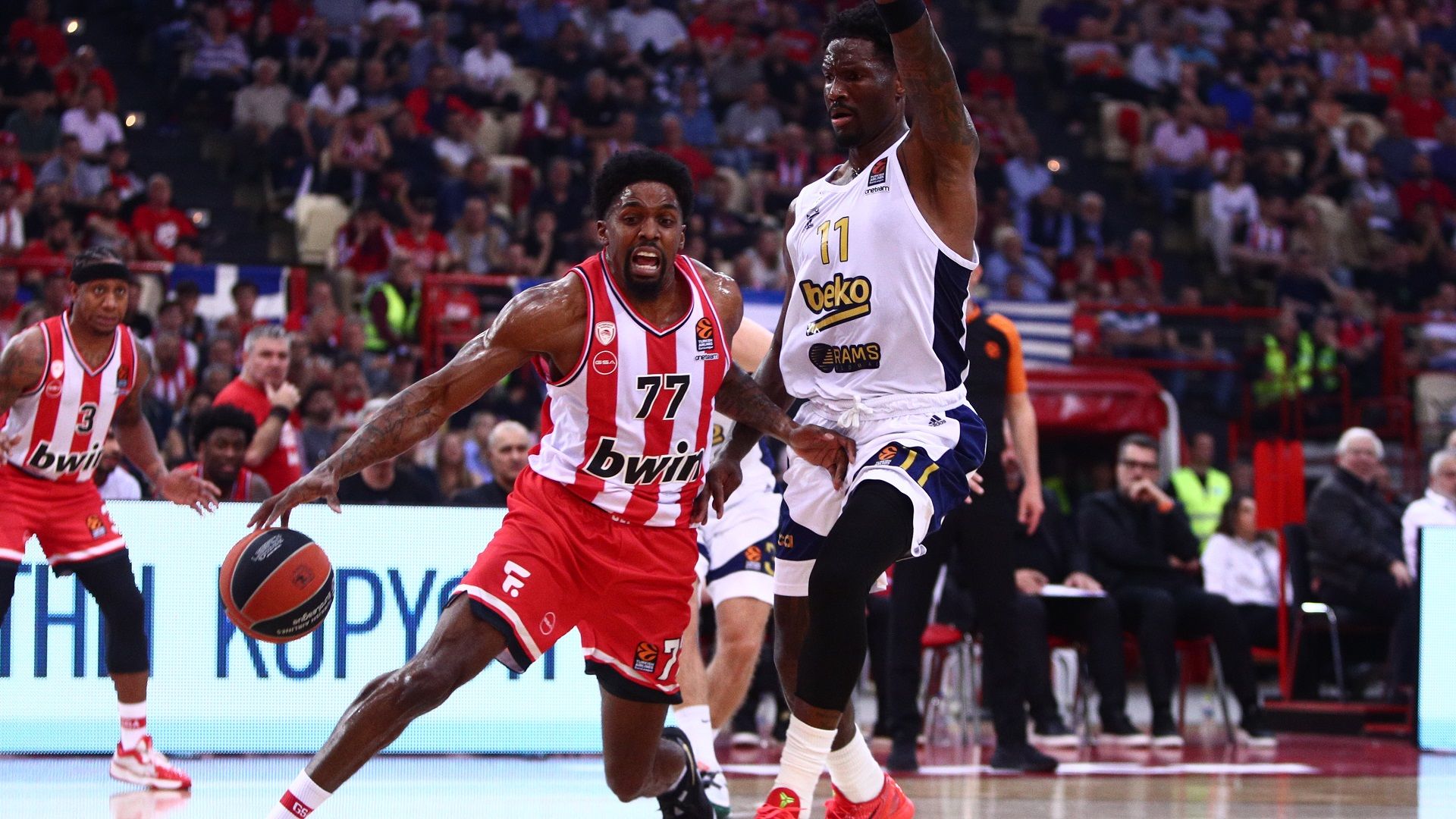 A win over Fener and off to Barcelona