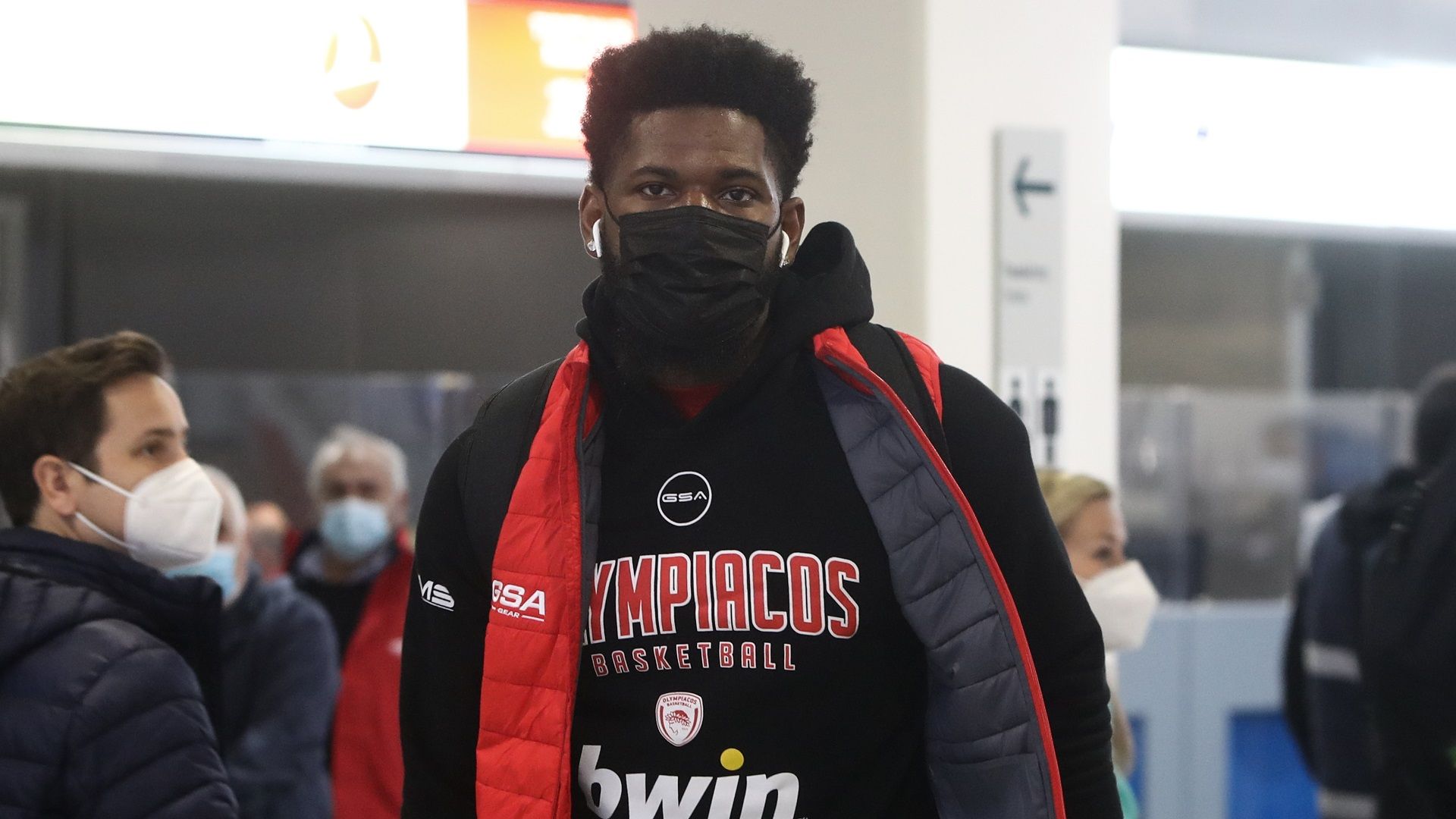 Μάρτιν: «Να μην τους επιτρέψουμε να νιώσουν άνετα» (vid)