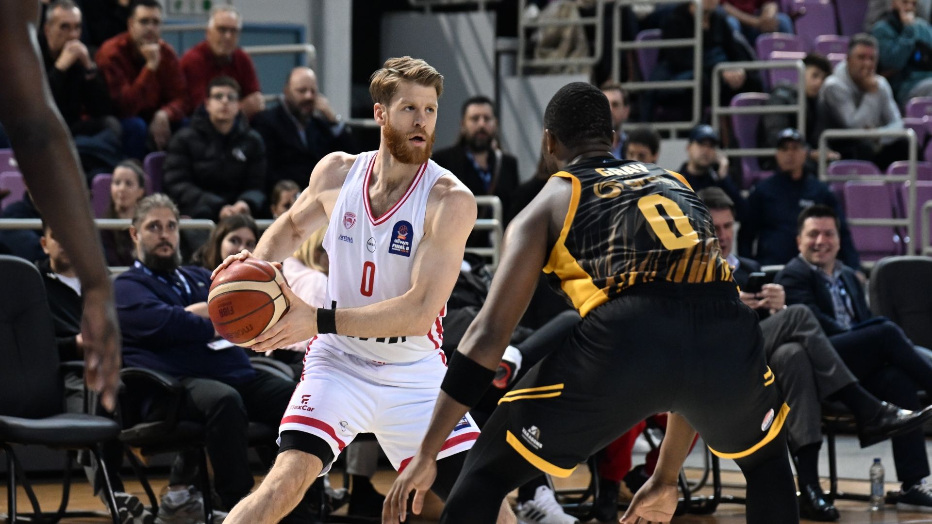 Νίκησε την ΑΕΚ και έκανε το πρώτο βήμα στο Ηράκλειο