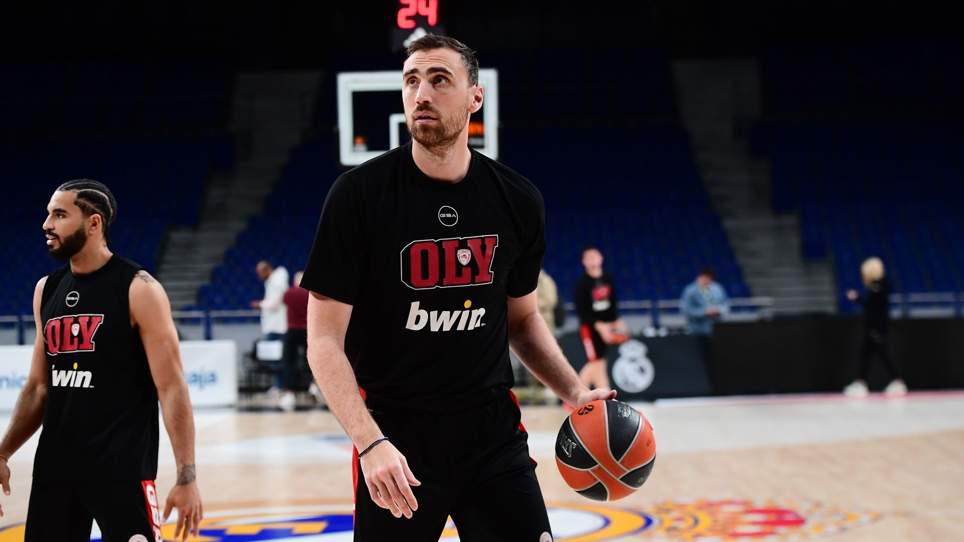 Οι δηλώσεις των Μπαρτζώκα - Μιλουτίνοφ ενόψει του Game 4 με τη Ρεάλ (vid)