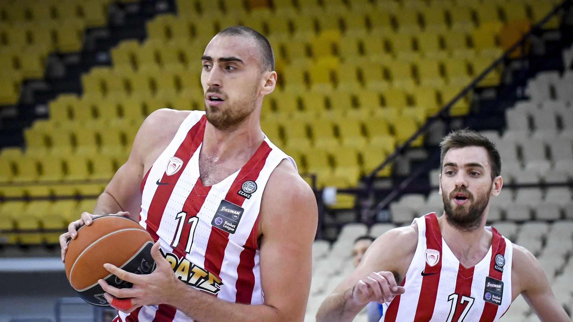 Εκτός τρεις, μέσα ο Σπανούλης