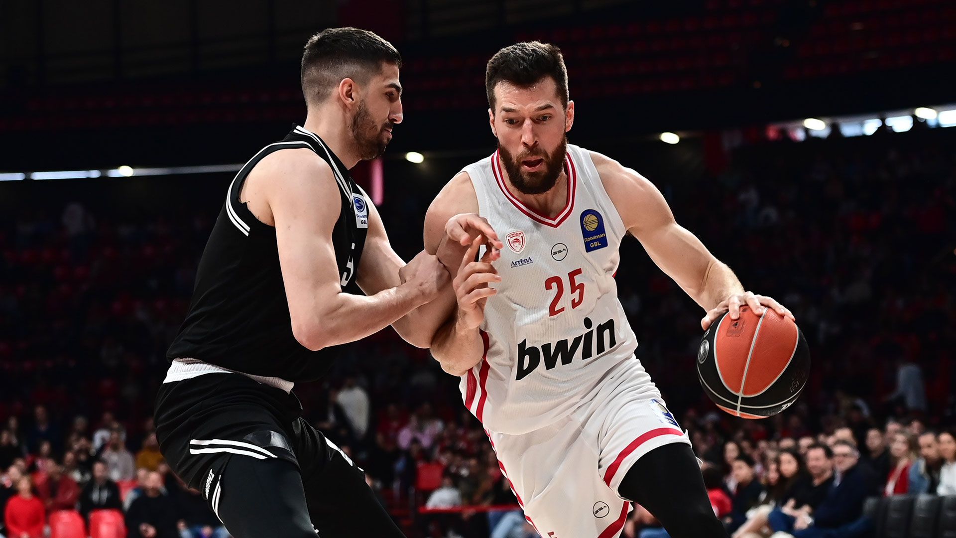 Α wide margin win over PAOK at the Peace & Friendship Stadium 