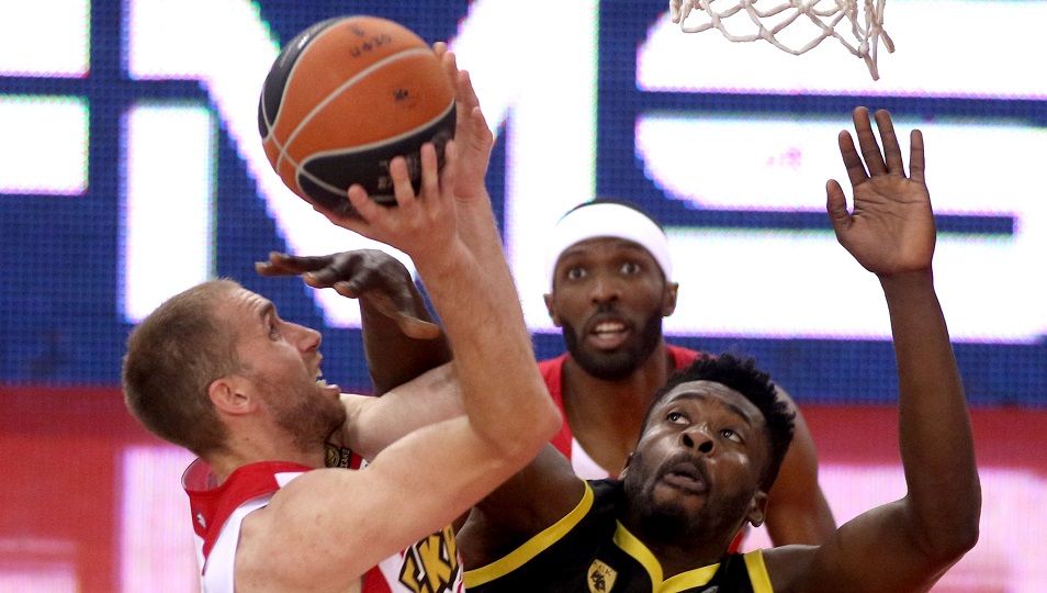 Έκανε το 2-0 ο Θρύλος