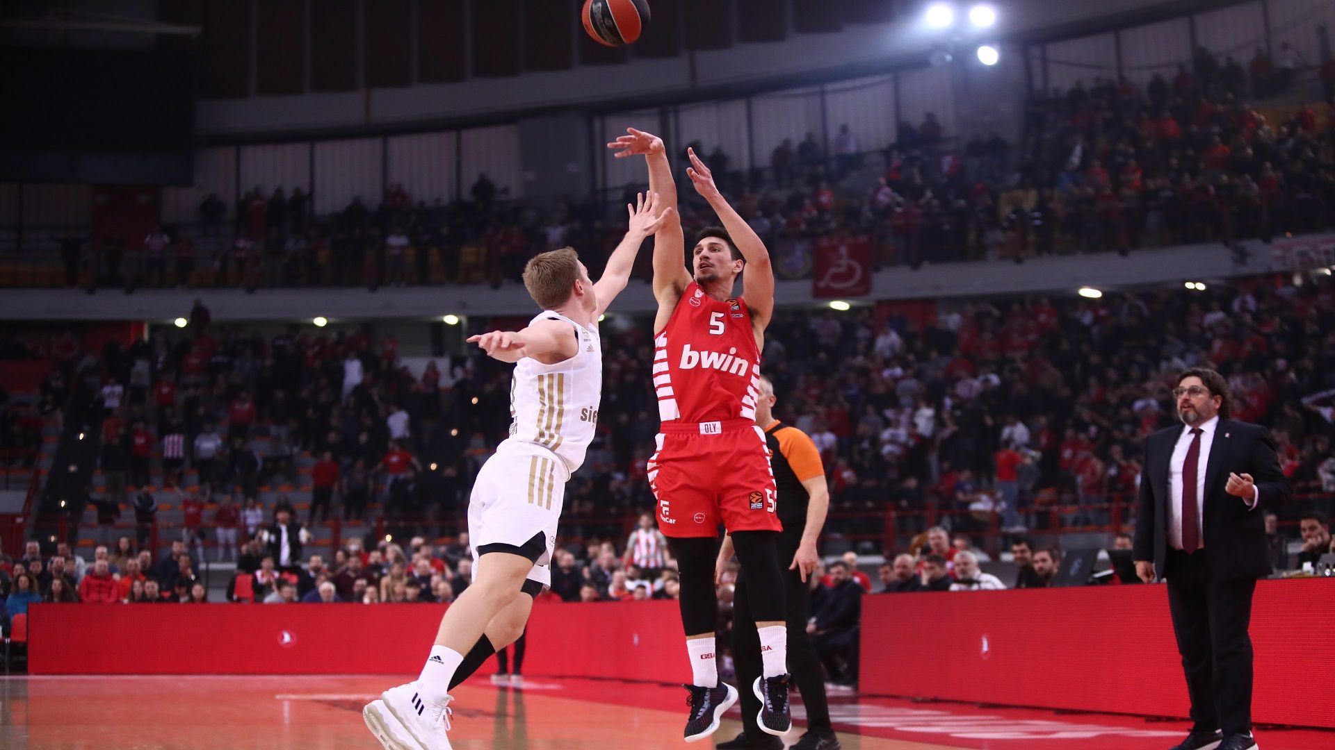 Ευρωπαϊκό ρεκόρ τριπόντων!