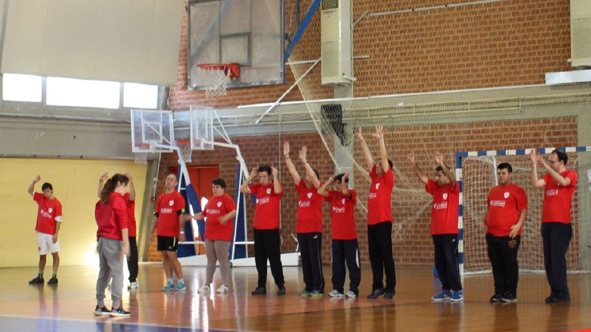 ‘’Assist’’ with …tshirts !