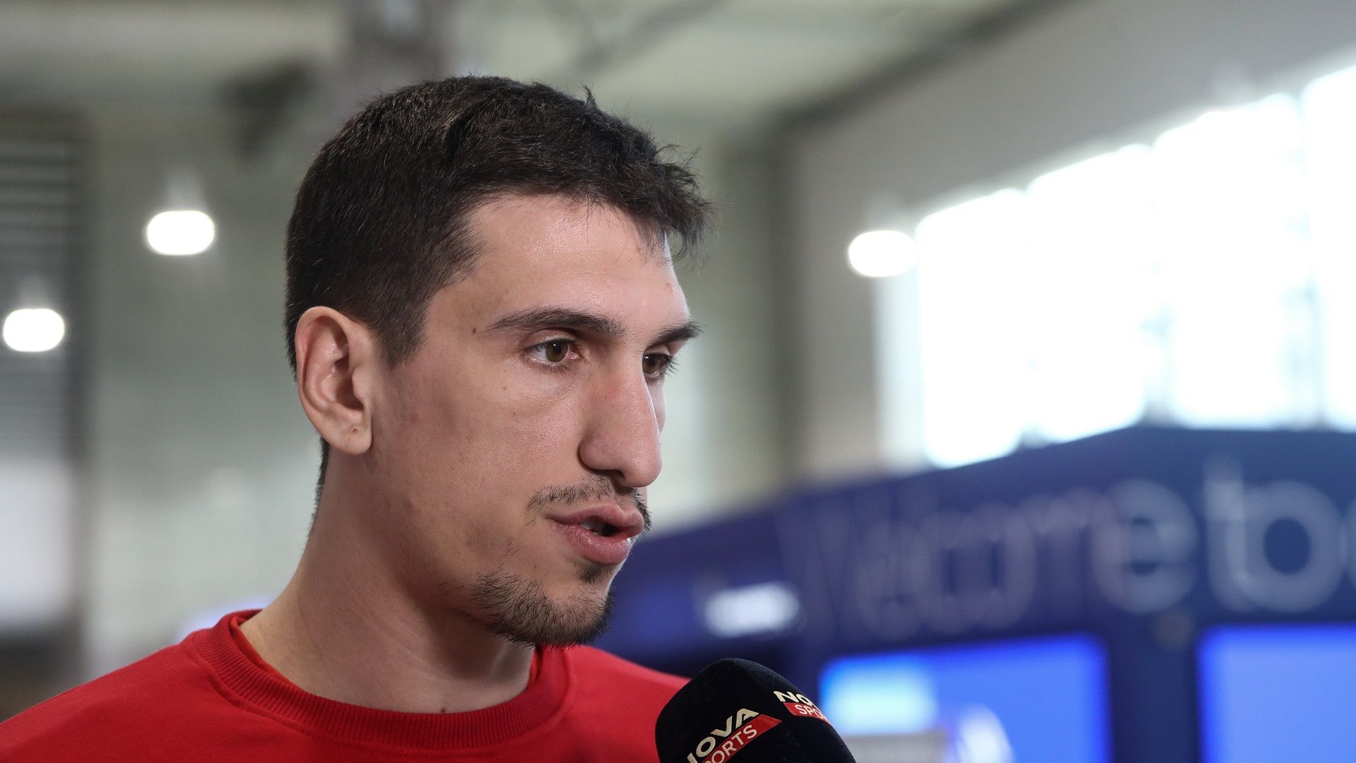 Λαρεντζάκης: «Όλοι μας πρέπει να δίνουμε το κάτι παραπάνω»