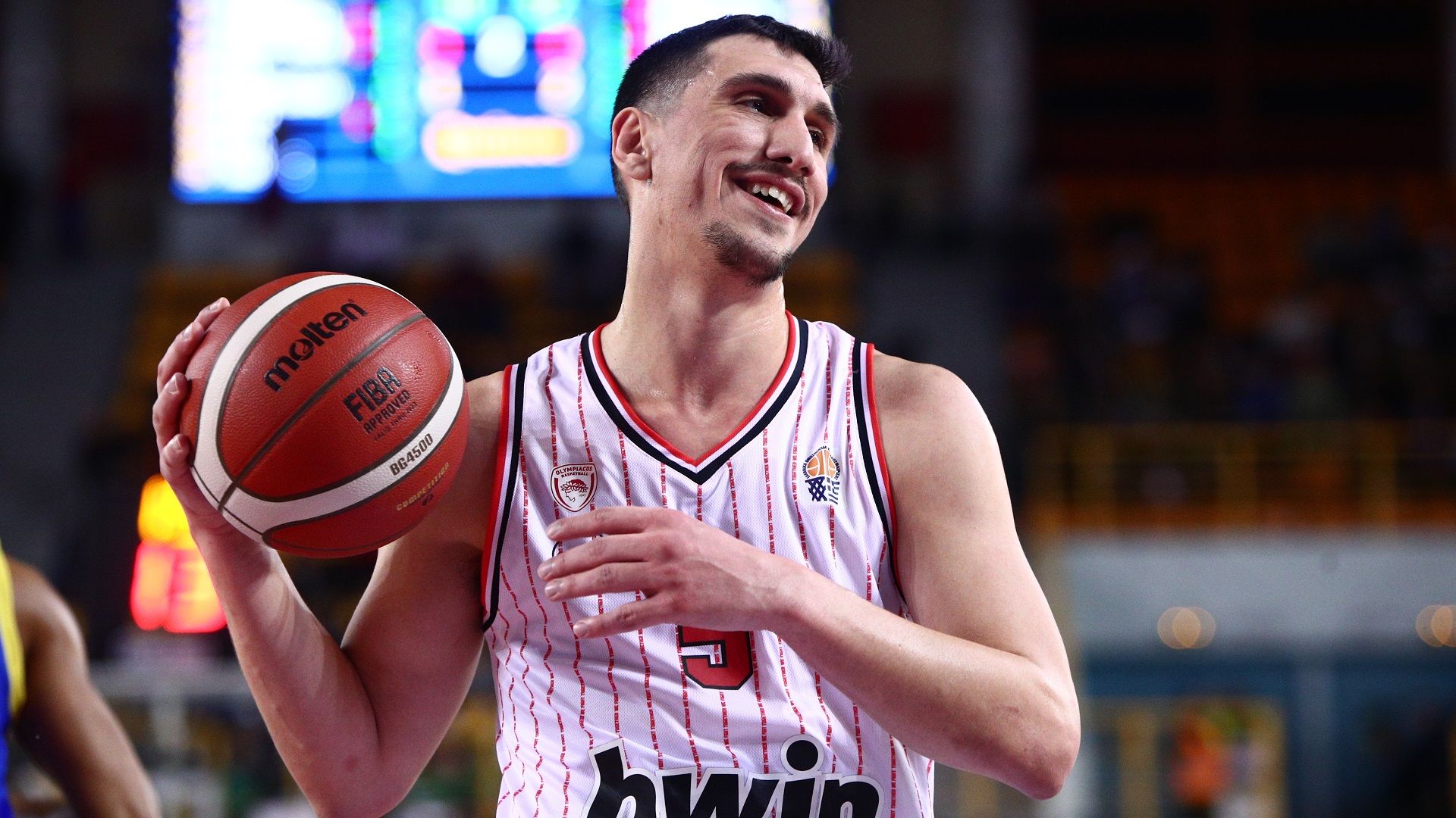 Γ. Λαρεντζάκης: «Πάμε με ψυχολογία... ντέρμπι αιωνίων» (vid)