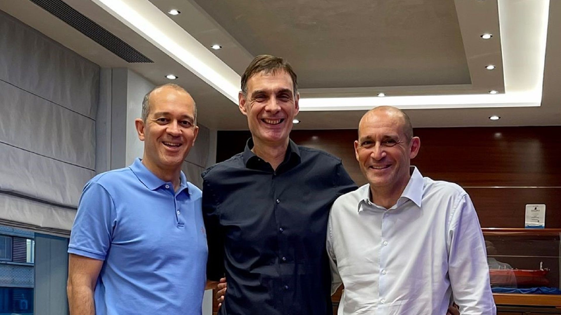 Μένει στο Λιμάνι του ο Μπαρτζώκας!