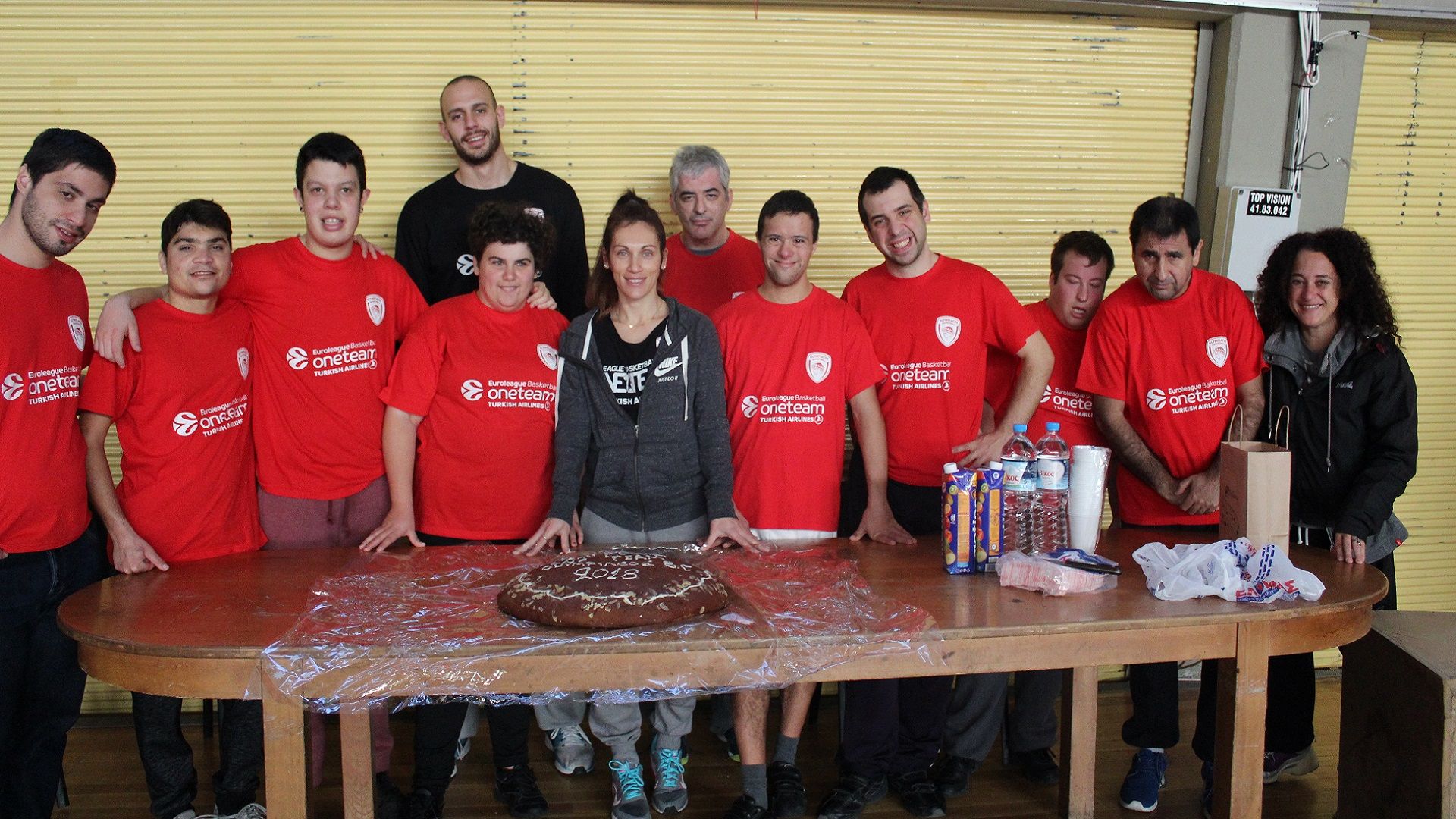 A sweet welcome of the New Year for ONE TEAM