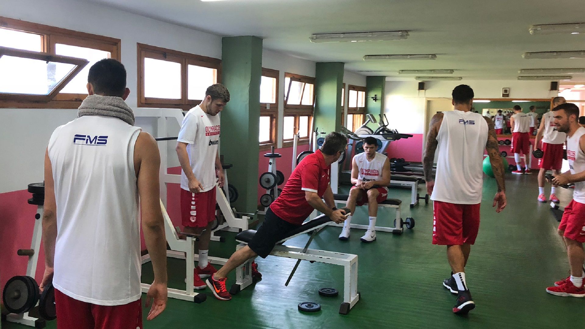 Αντέχουν τα βάρη οι «ερυθρόλευκοι»! (vid+pics)
